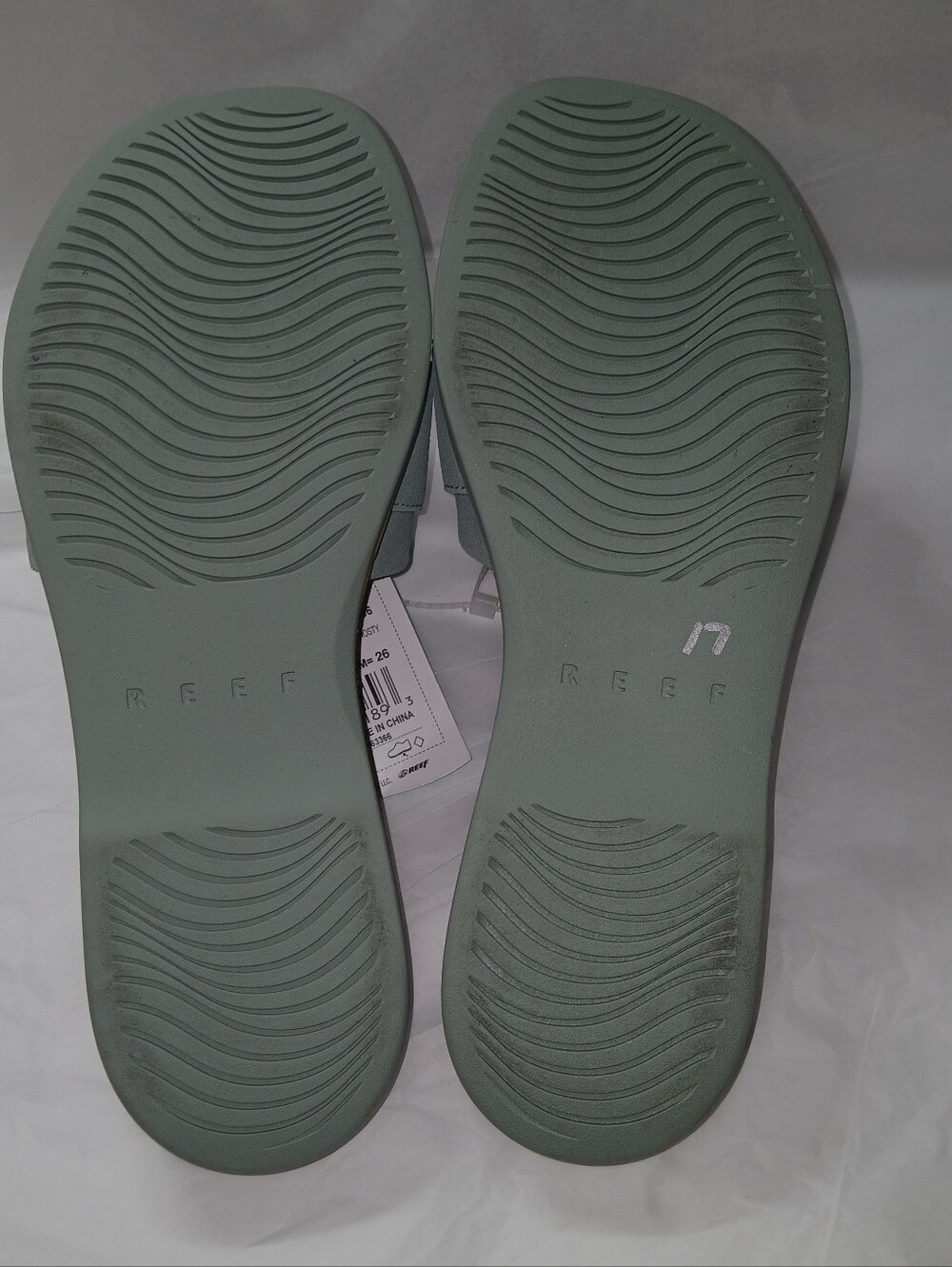 REEF Cushion Sunny Emma Vegan Leather Slides, Light Green - Picture 8 of 9